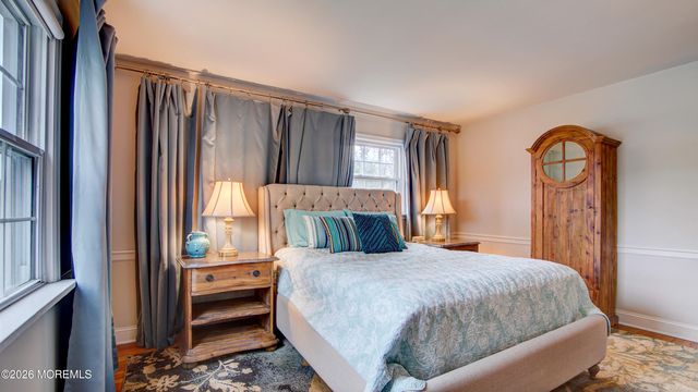 8 Brentwood Avenue, Freehold, NJ 07728