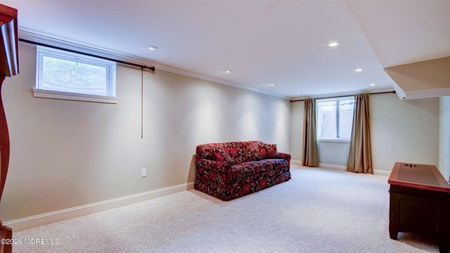 8 Brentwood Avenue, Freehold, NJ 07728