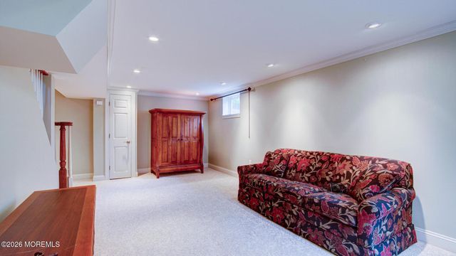 8 Brentwood Avenue, Freehold, NJ 07728