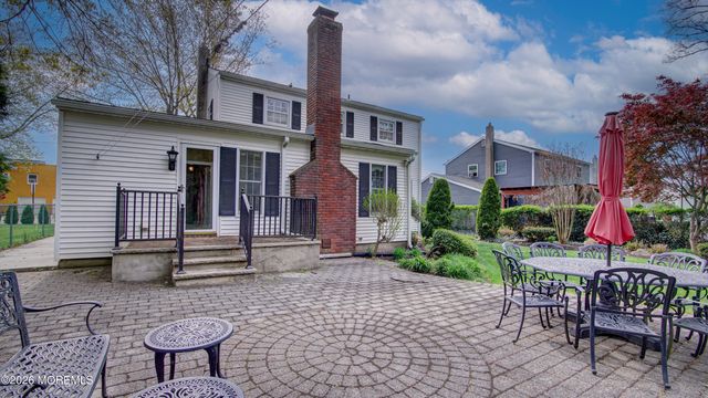 8 Brentwood Avenue, Freehold, NJ 07728