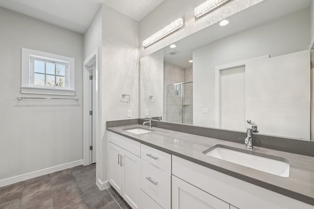 656 Bishop Heights Lane, Dallas, TX 75208