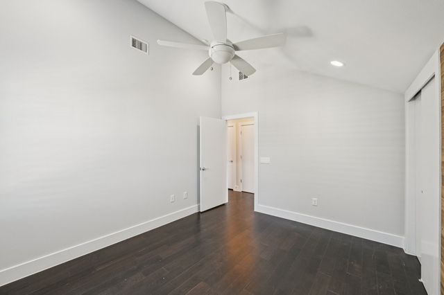 656 Bishop Heights Lane, Dallas, TX 75208