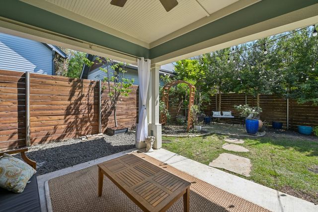 656 Bishop Heights Lane, Dallas, TX 75208