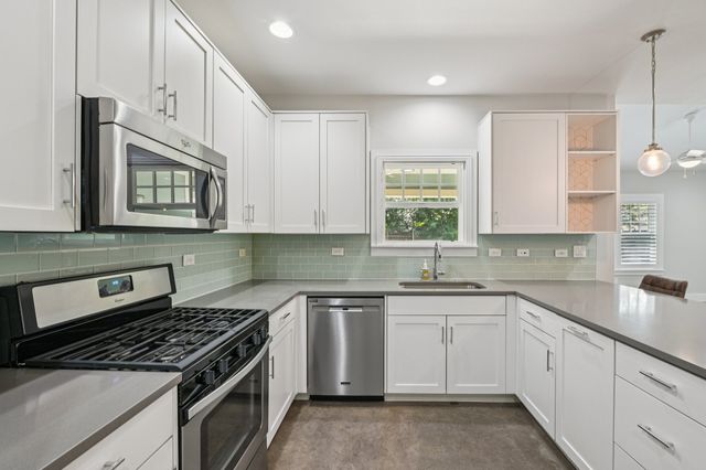 656 Bishop Heights Lane, Dallas, TX 75208