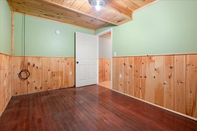 1733 Beulah Heights Road, Whitley City, KY 42653