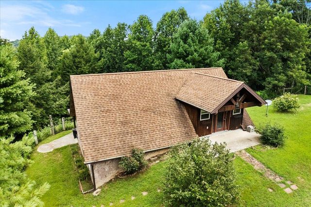 1733 Beulah Heights Road, Whitley City, KY 42653