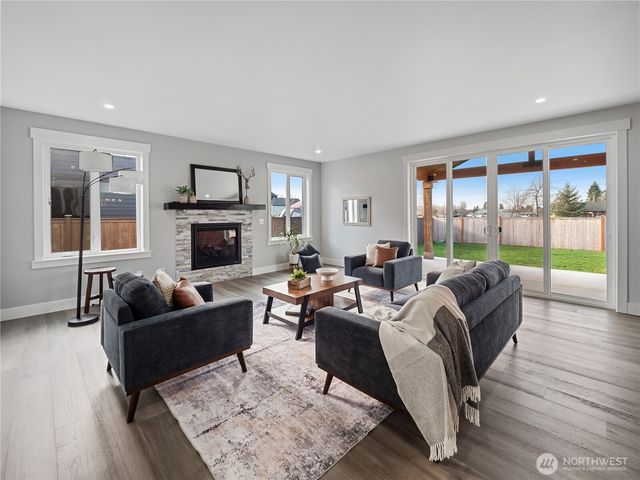 123 S McNeely Street, Buckley, WA 98321