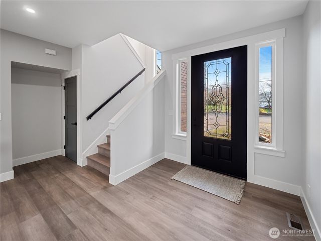 123 S McNeely Street, Buckley, WA 98321