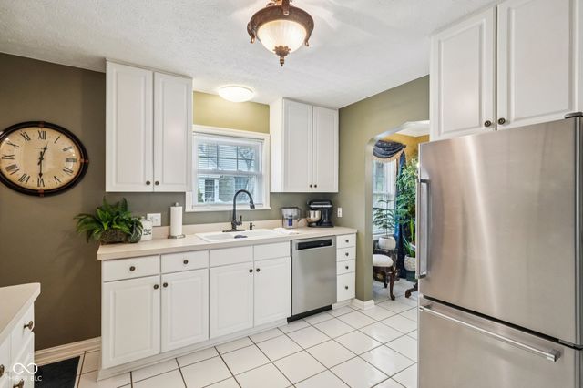 261 W Westfield Boulevard, Indianapolis, IN 46208