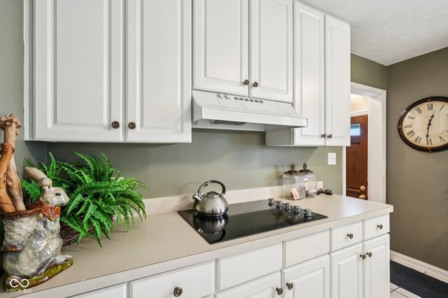 261 W Westfield Boulevard, Indianapolis, IN 46208