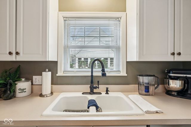 261 W Westfield Boulevard, Indianapolis, IN 46208