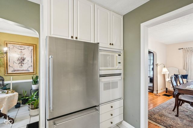 261 W Westfield Boulevard, Indianapolis, IN 46208