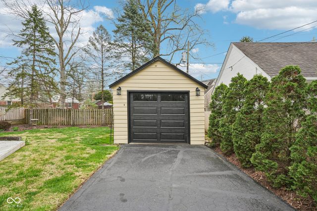 261 W Westfield Boulevard, Indianapolis, IN 46208