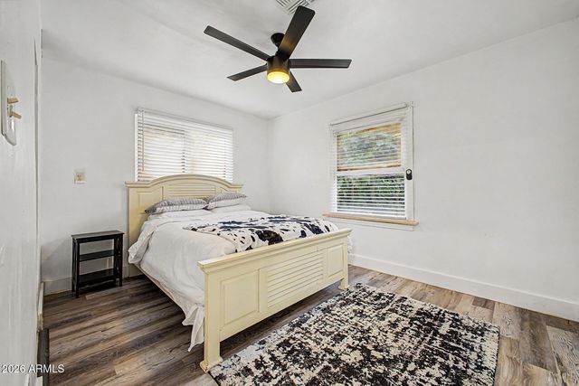 2429 W MORTEN Avenue, Phoenix, AZ 85021
