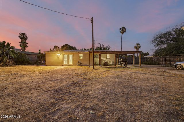 2429 W MORTEN Avenue, Phoenix, AZ 85021