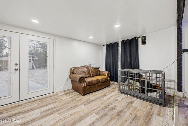 2429 W MORTEN Avenue, Phoenix, AZ 85021