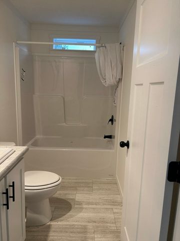 181 Boston Post Rd 64, Marlborough, MA 01752