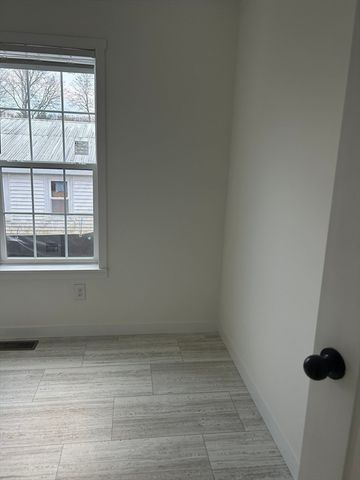 181 Boston Post Rd 64, Marlborough, MA 01752