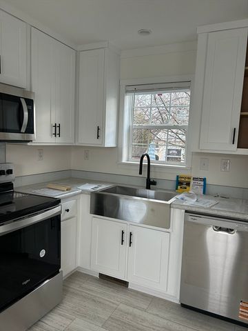 181 Boston Post Rd 64, Marlborough, MA 01752