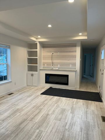 181 Boston Post Rd 64, Marlborough, MA 01752