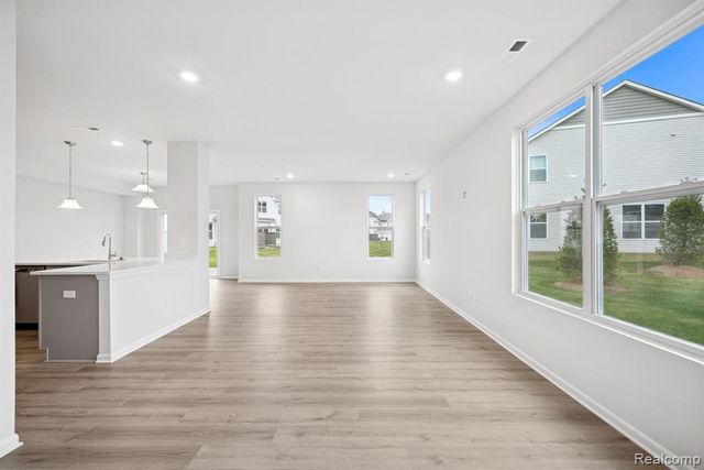 1906 Salt Springs Drive, Saline, MI 48176