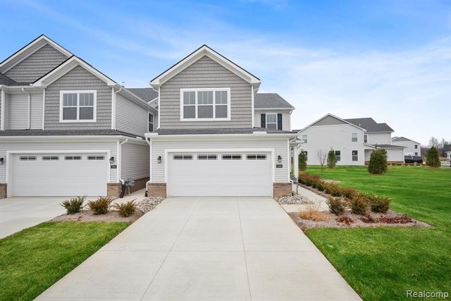 1906 Salt Springs Drive, Saline, MI 48176