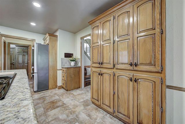 1504 Turtlecreek Road, Edmond, OK 73013