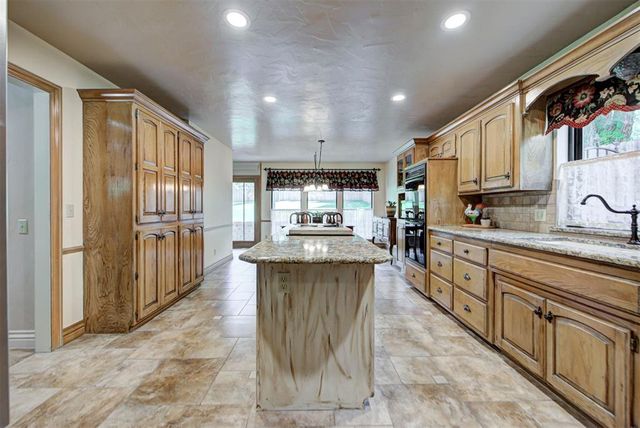 1504 Turtlecreek Road, Edmond, OK 73013