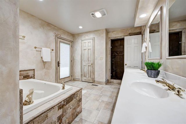 1504 Turtlecreek Road, Edmond, OK 73013