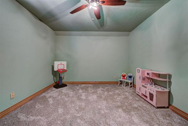 1504 Turtlecreek Road, Edmond, OK 73013