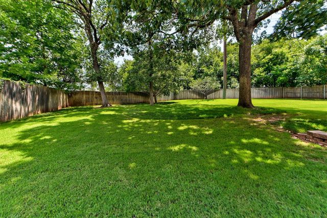 1504 Turtlecreek Road, Edmond, OK 73013