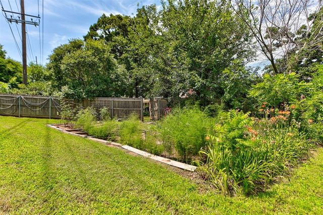 1504 Turtlecreek Road, Edmond, OK 73013