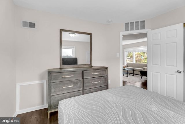 6604 CAVALIER DR, Alexandria, VA 22307