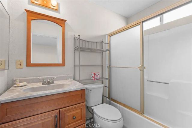 26707 Swallowhill Drive, Wrightwood, CA 92397