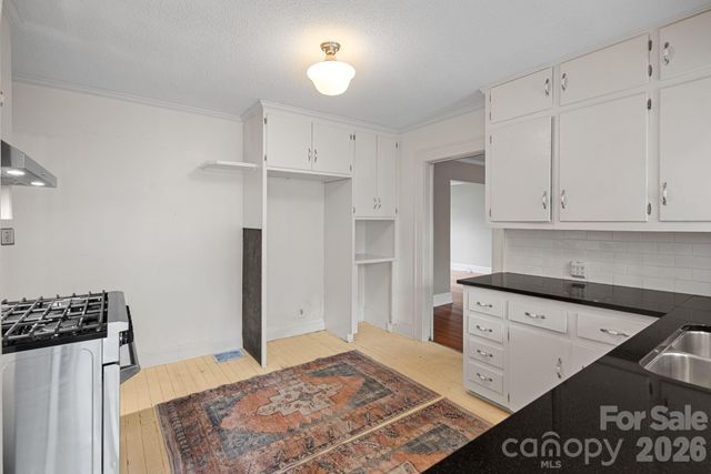 421 Gaston Avenue, Belmont, NC 28012