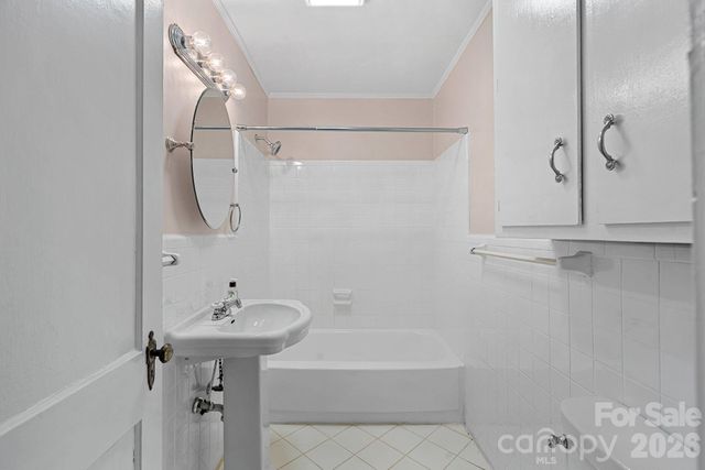 421 Gaston Avenue, Belmont, NC 28012