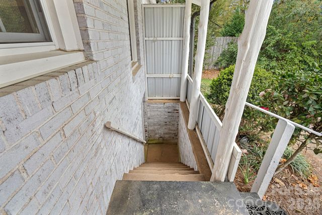 421 Gaston Avenue, Belmont, NC 28012