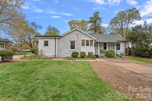 421 Gaston Avenue, Belmont, NC 28012