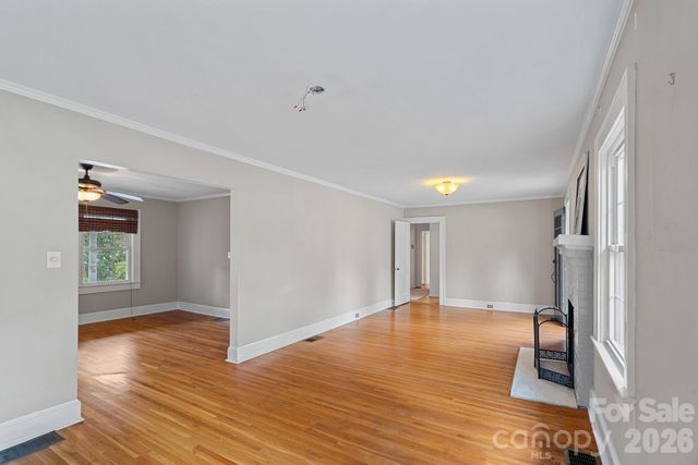 421 Gaston Avenue, Belmont, NC 28012