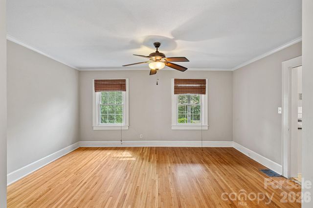 421 Gaston Avenue, Belmont, NC 28012