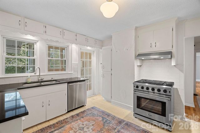 421 Gaston Avenue, Belmont, NC 28012