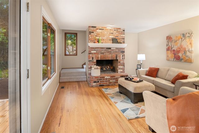 19345 NE 200th Street, Woodinville, WA 98077