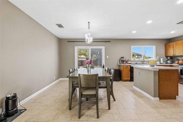 3263 Elizabeth Anne LN, Round Rock, TX 78664
