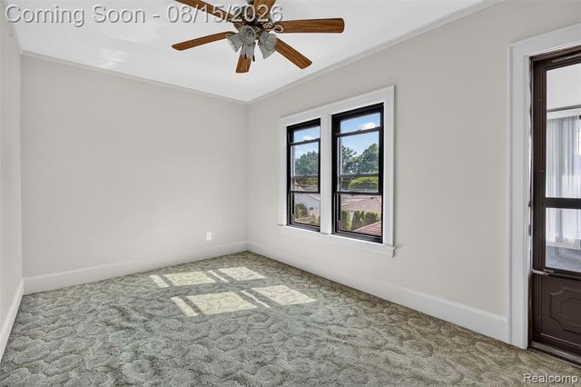 9235 Hubert Avenue, Allen Park, MI 48101