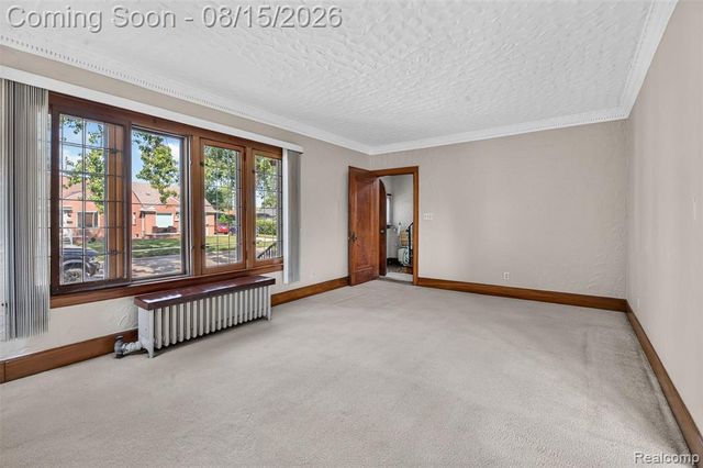 9235 Hubert Avenue, Allen Park, MI 48101
