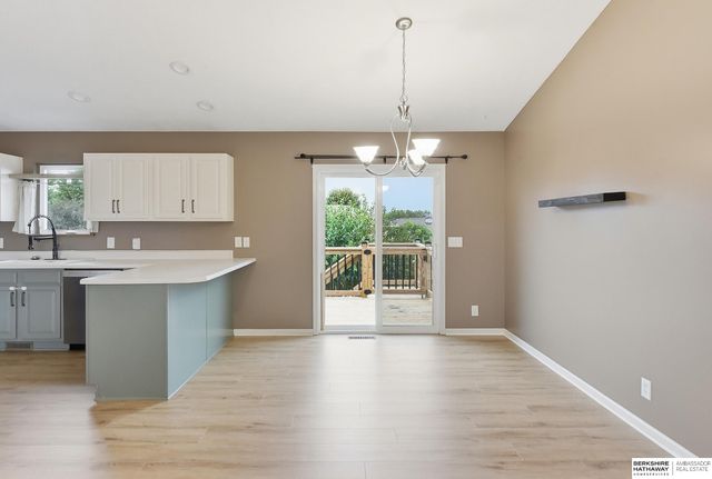 1733 NW Flader Court, Lincoln, NE 68528
