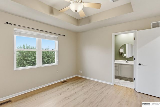 1733 NW Flader Court, Lincoln, NE 68528