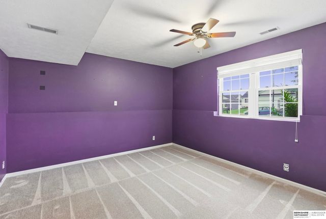 1733 NW Flader Court, Lincoln, NE 68528