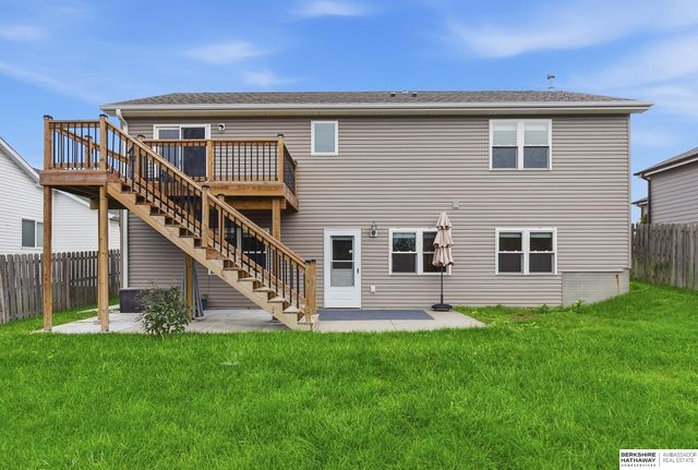 1733 NW Flader Court, Lincoln, NE 68528
