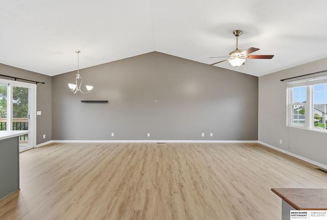 1733 NW Flader Court, Lincoln, NE 68528